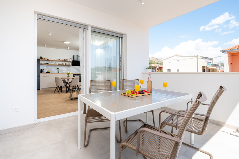 Apartment SarAna Trogir preview