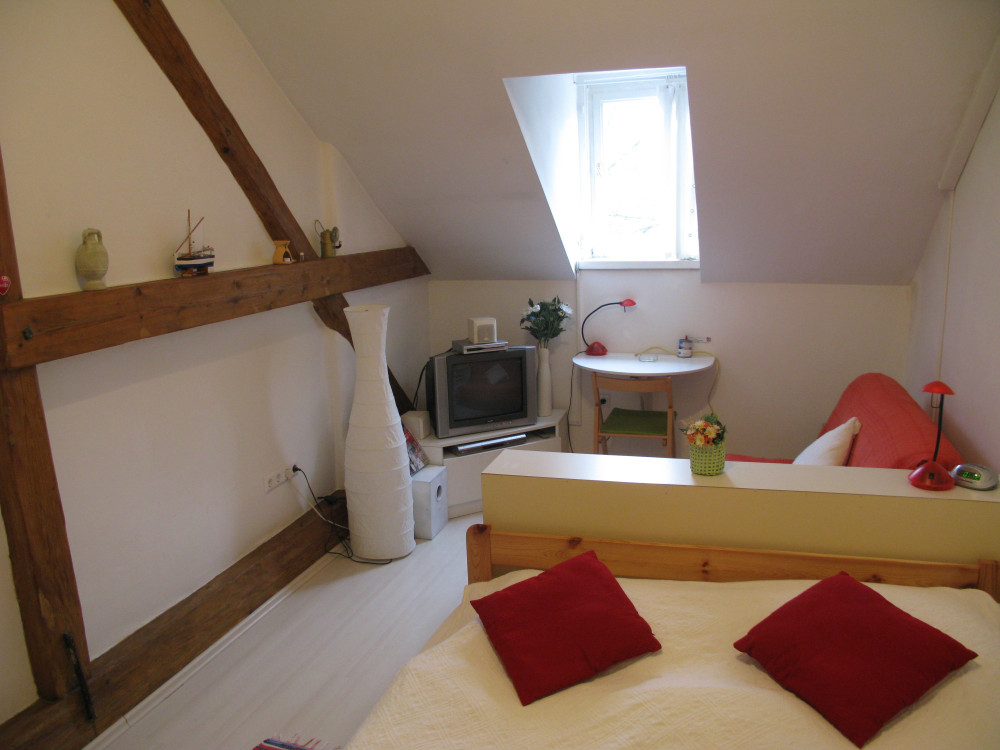 Apartment White preview