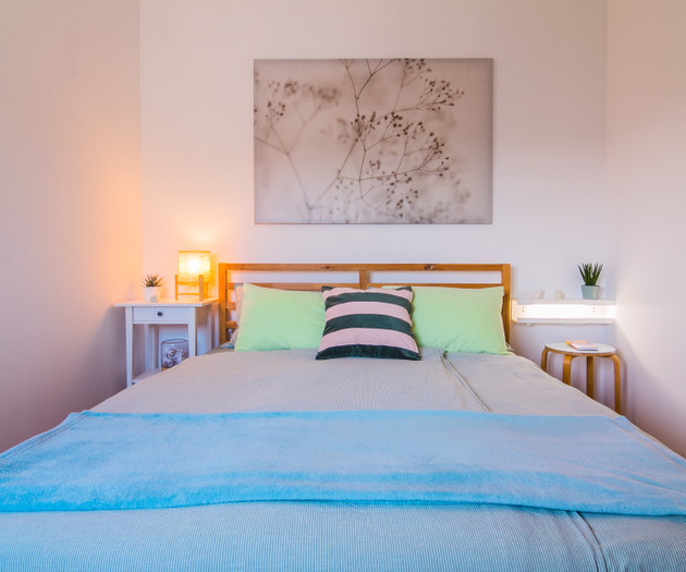 Your quiet oasis near the sea. Free parking.