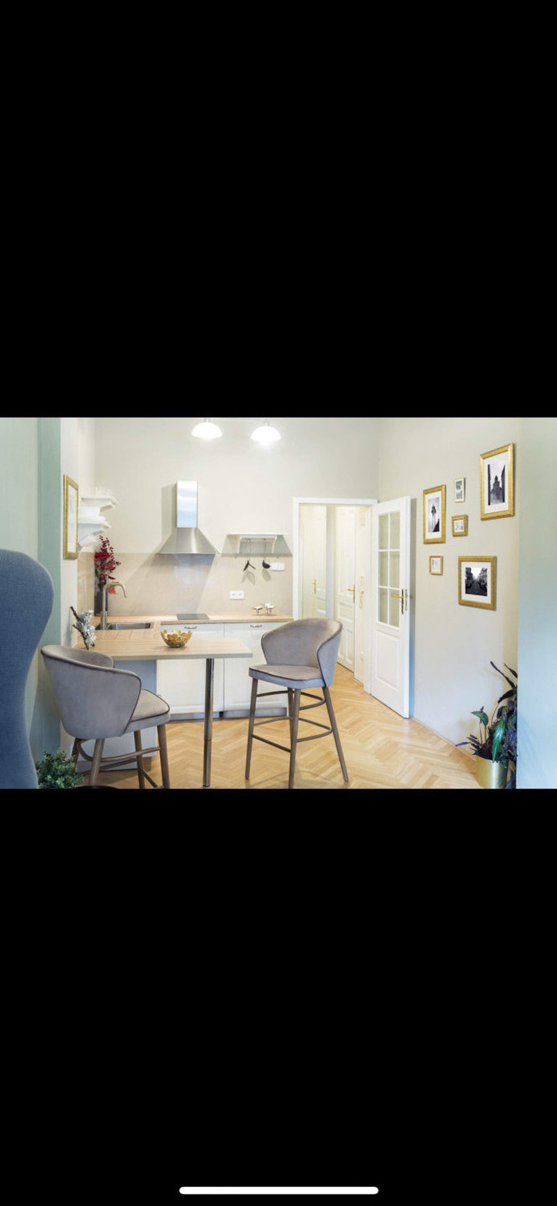Kitchen dining nook with chairs