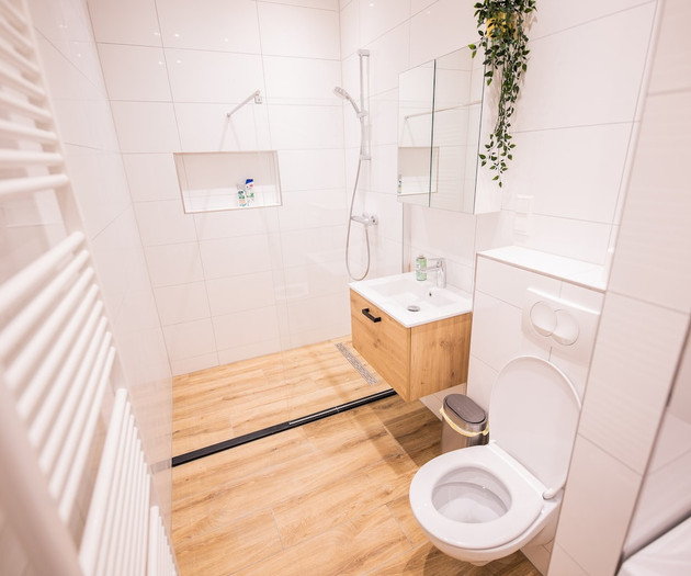 Sleek City Center 2BDR Apartment VP
