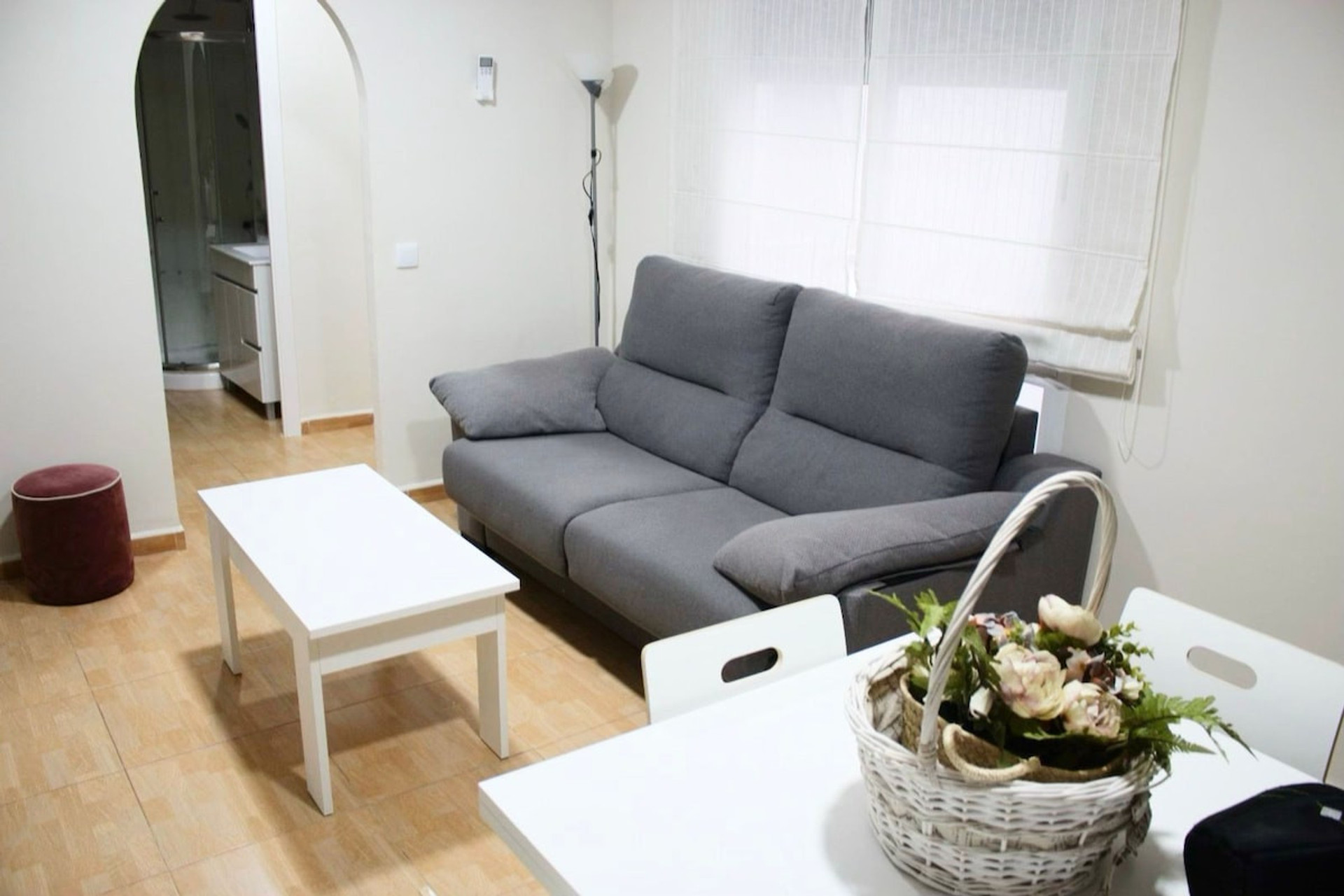 Living room image 3
