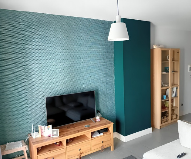 Full apartment conveniently located, 3+ months