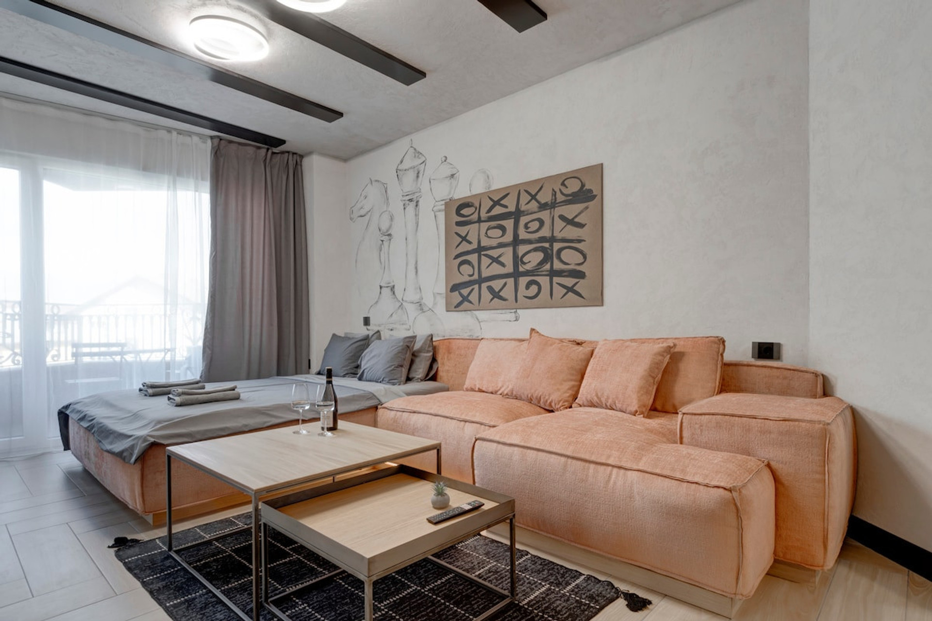 Living room image 5