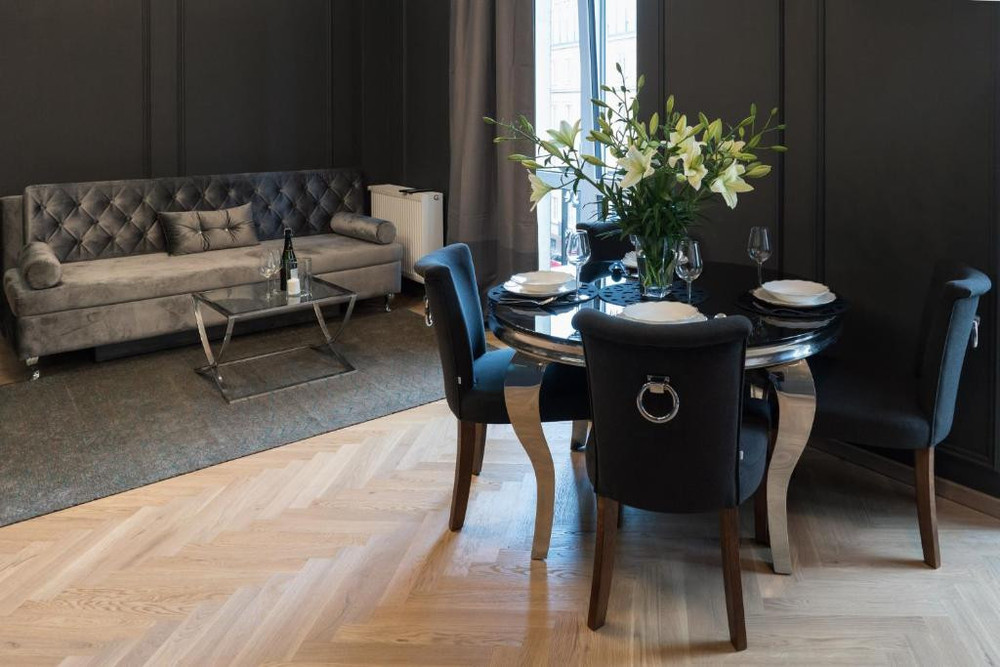 Silver House - New York in the heart of Warsaw preview