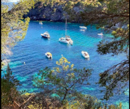 THE BLUE HOUSE OF THE COSTA BRAVA Arlet