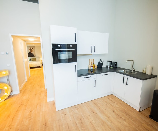 Urban Elegance 3BDR Apartment BSH