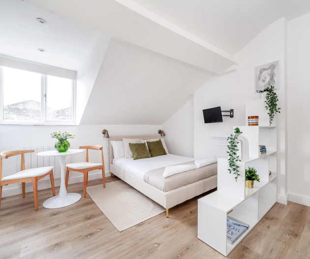 Contemporary Studio with Parking, Finsbury Park 04