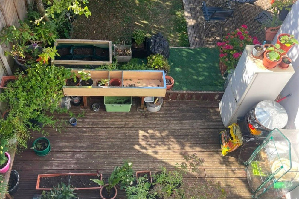 1BR London Retreat with Garden and Parking preview