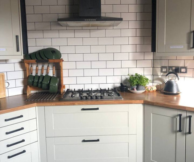 Central Mill Hill Home – Spacious 4BR Free Parking