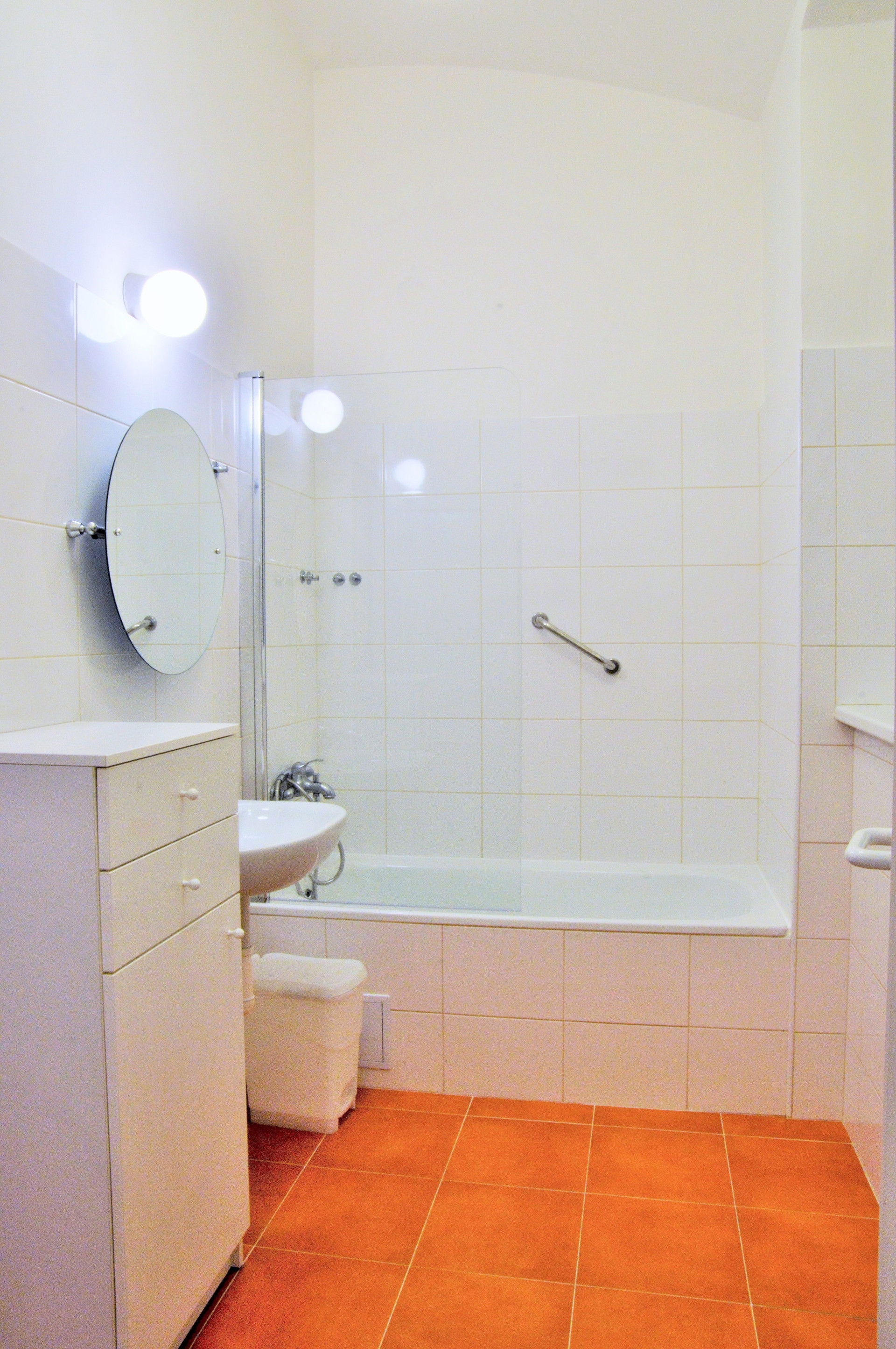 Bathroom with bathtub