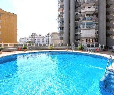 Bright 2 bedroom flat in the centre of Torremolino