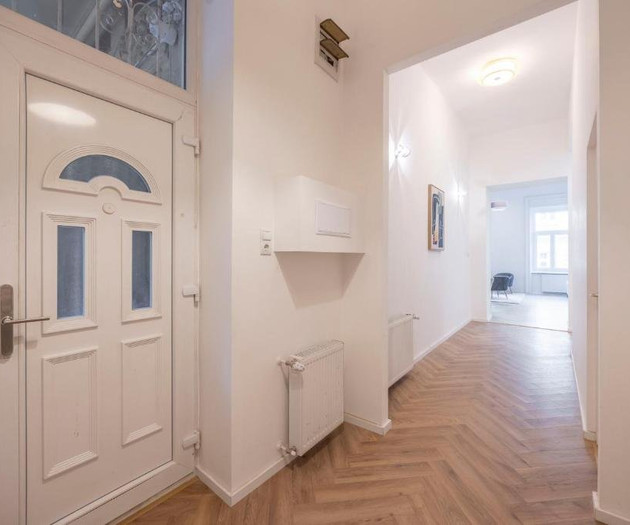 Deluxe & Cozy Grand Residence in the Heart of BP