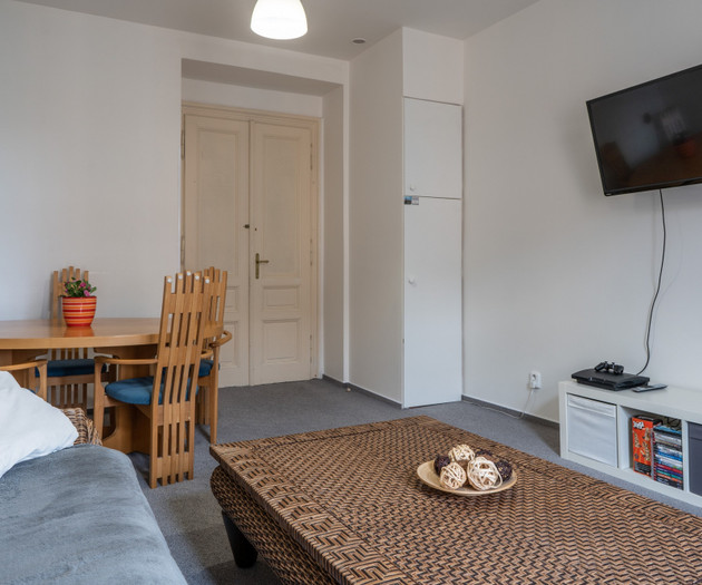 Apartment 4 - 2 separate bedrooms