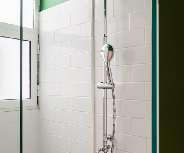 Full bathroom