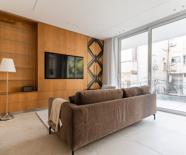 Blueground | Tel Aviv Port, High End , Balcony -71