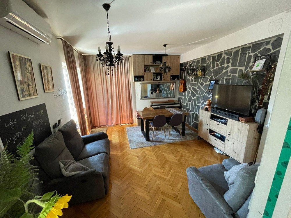 Nice apartment in a quiet neighborhood with garden preview