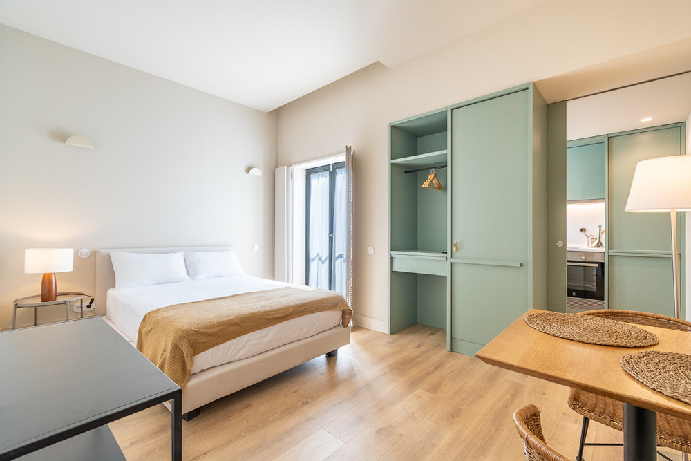 Bonjardim Suites 3 preview