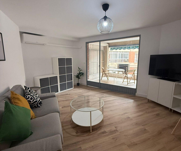 Double bedroom with private bathroom