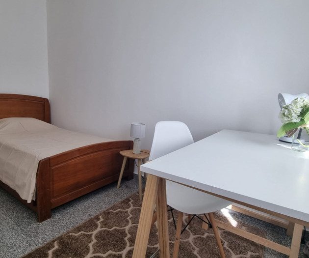 Cozy single bedroom next to Montijo Bus Station