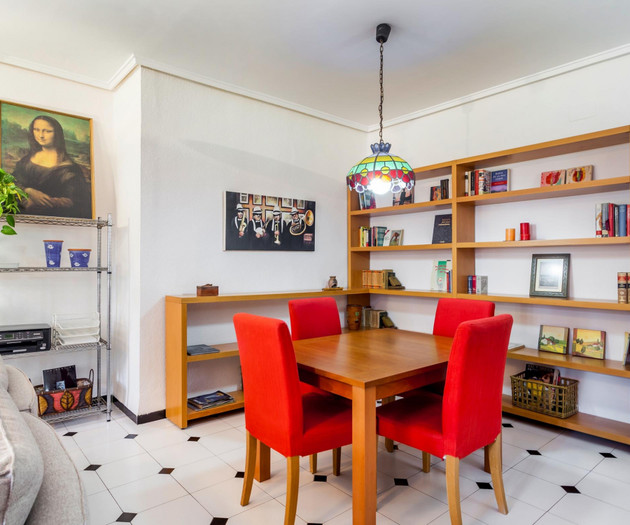 PERFECT FOR NOMADS! 2 BEDROOM RUZAFA. MONTHLY RENT