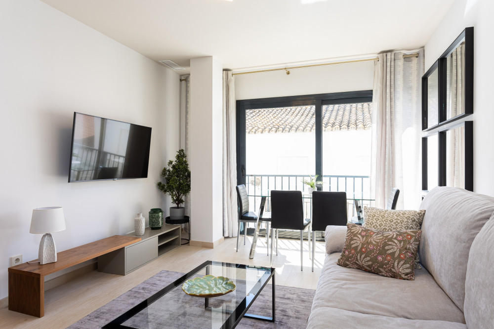 Estepona Elegance Apartment by GHR Rentals
