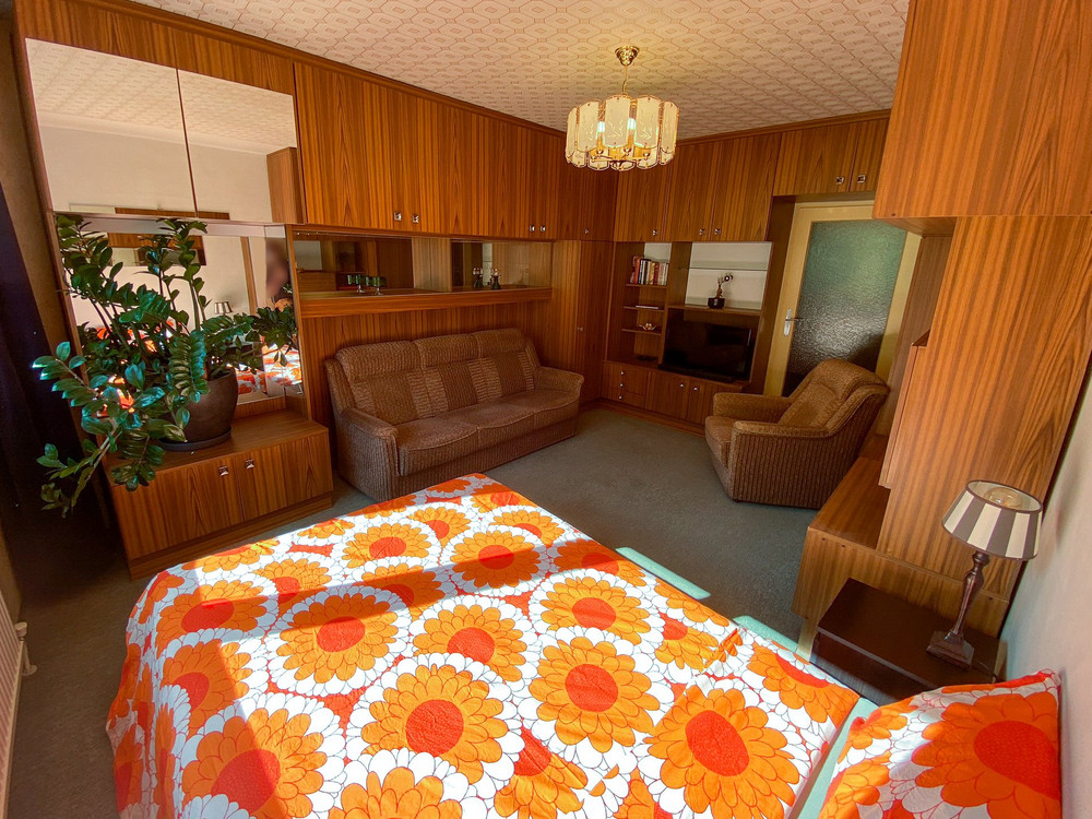 Cozy 60s Time Warp preview
