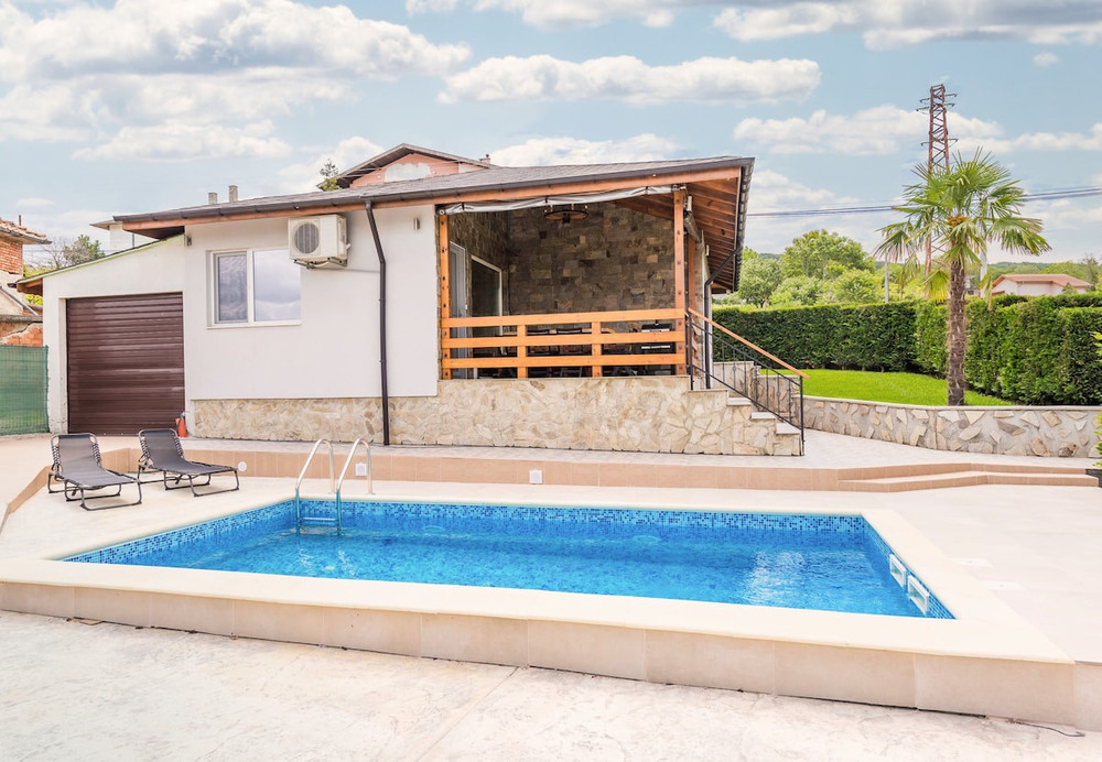 Villa Golden Shore with Private Pool in Kranevo preview