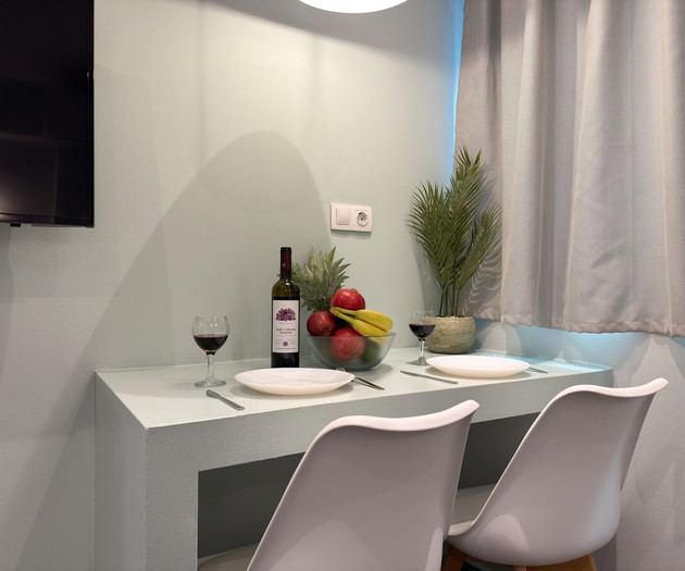 SmartLiving Central Apt 7