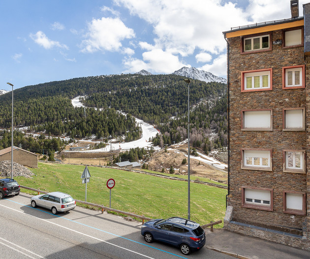 Views & Jacuzzi | 2 Bedrooms Next to Grandvalira