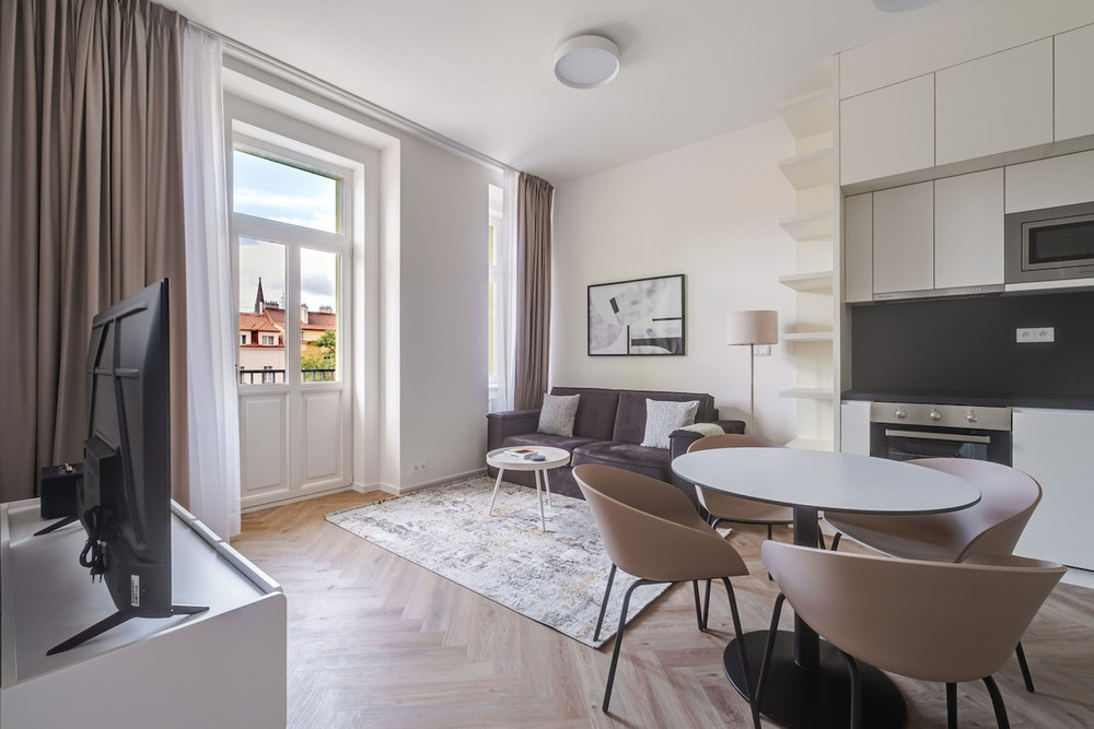 Blueground | Vinohrady balcony, view, ID120 preview