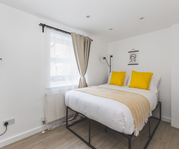 Gorgeous 3 Bed Flat, Kilburn - Central Location