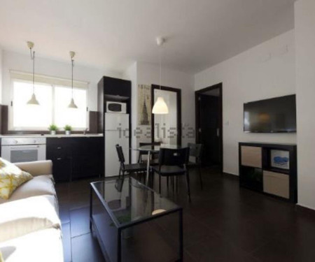 HOMEABOUT CERVANTES APARTMENT 4 (2BR 1BT)