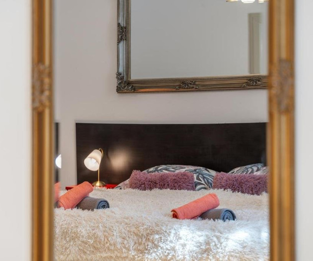 Royal Prague Heart Suite
