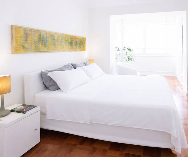 2-Bedroom Panoramic City & River Views | Graça