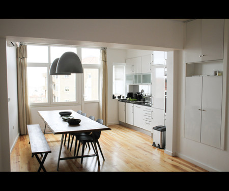 Sunny terrace in a chic duplex Apt