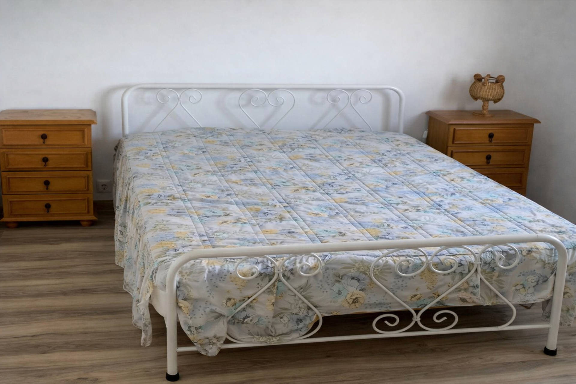 Double bedroom with metal bed frame