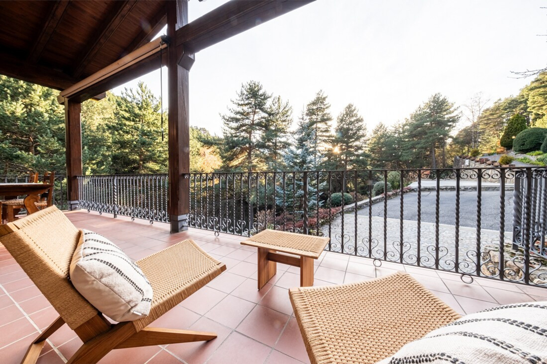 Porch image 2