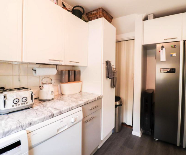 Polperro House - 2BR with Free Parking, Garden
