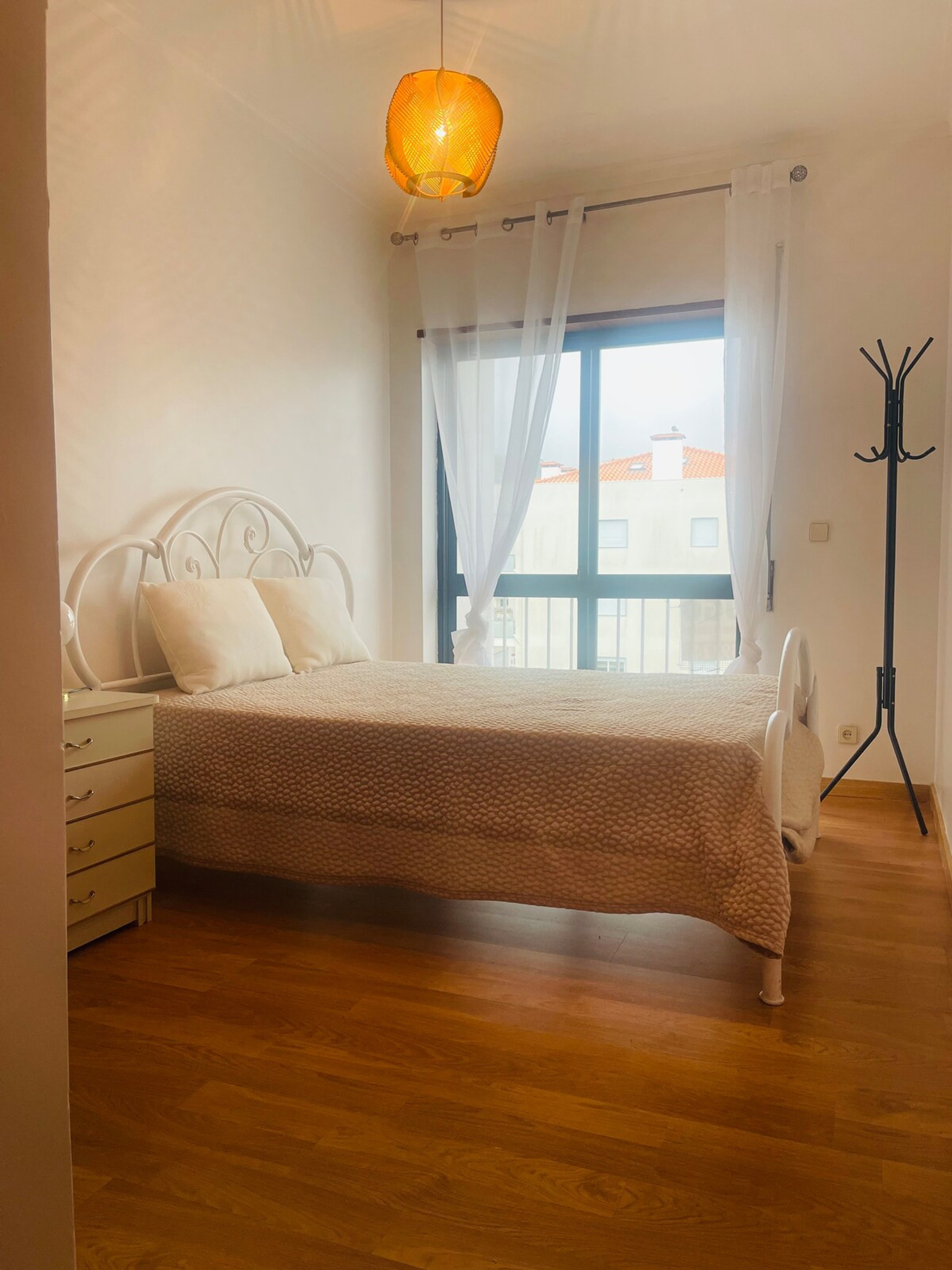 Bedroom 1 image 1