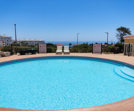 Apartment with swimming pool and tennis court