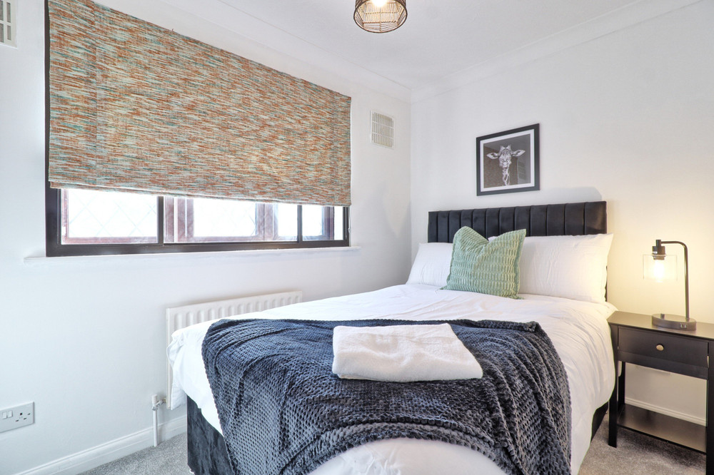 4BR 2BATH House with FREE Parking in Rivenhall preview