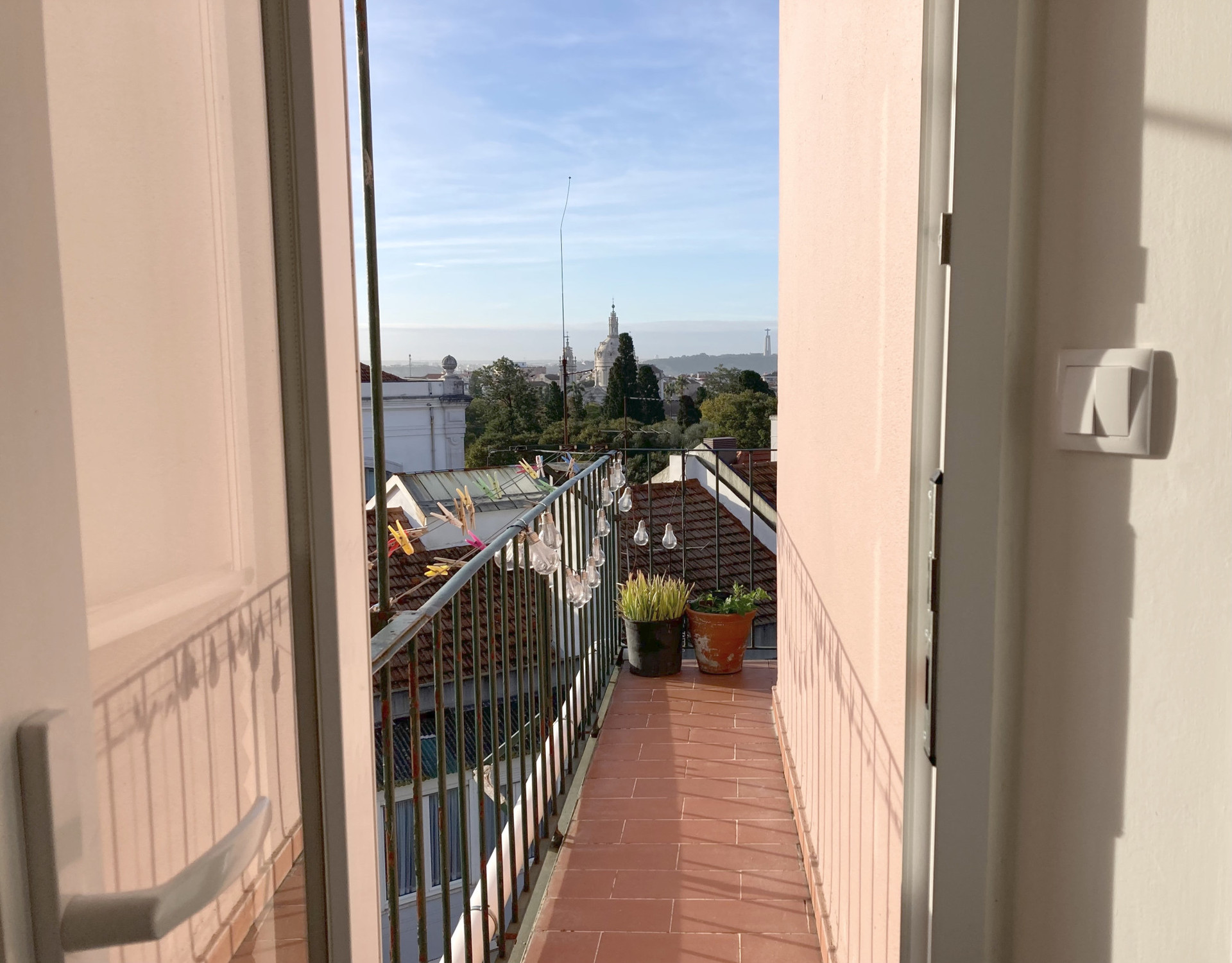 Walkout balcony