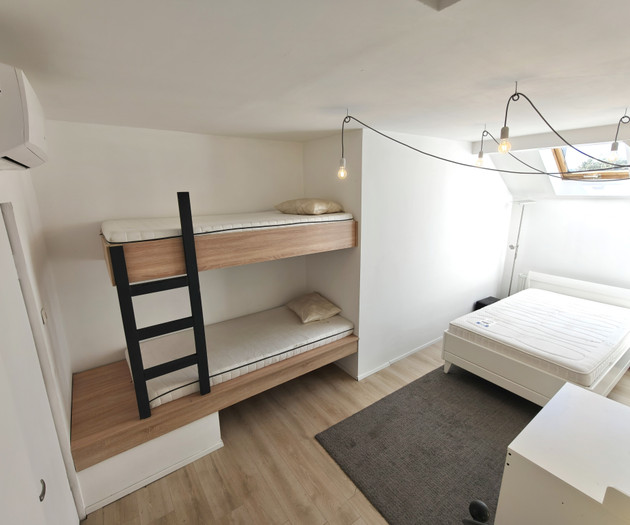 Superb location (Keleti), quiet, cozy, bright flat