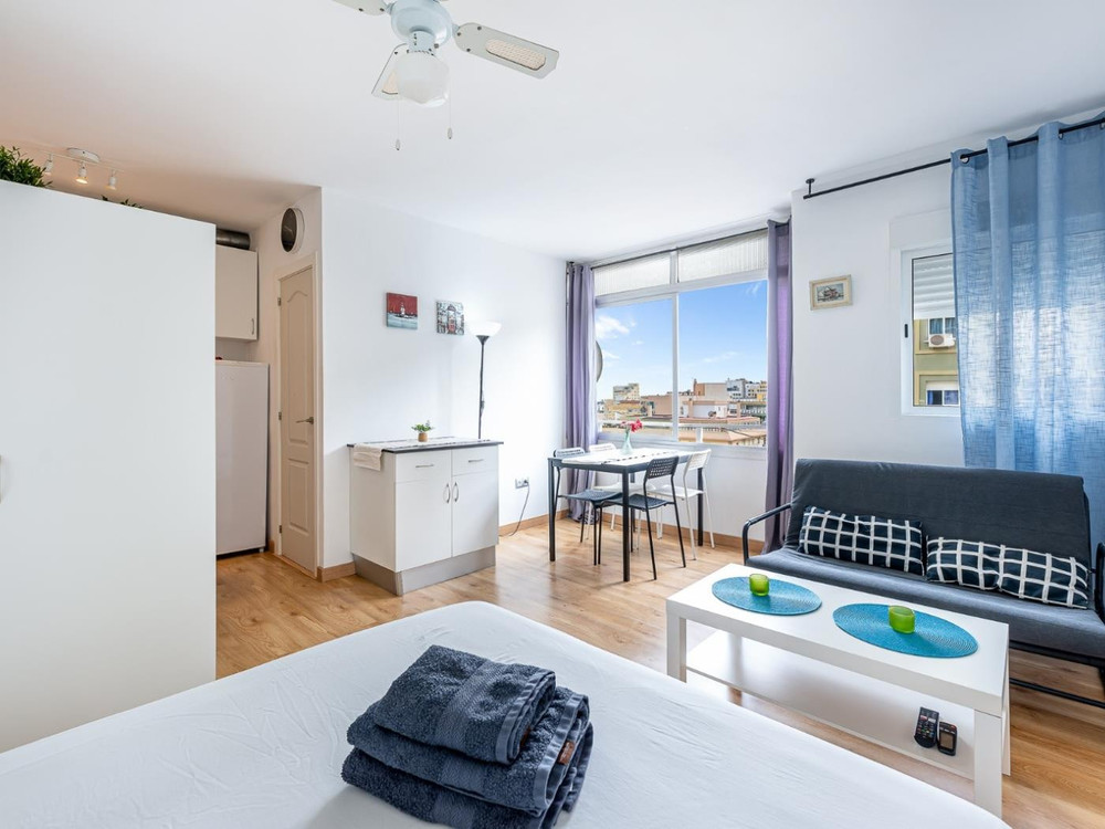 Solaz-Andaluz City Center Apartment with FREE Wi-F preview