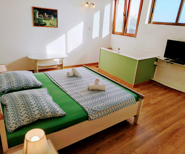 villa,home or just quiet privacy. its on you!