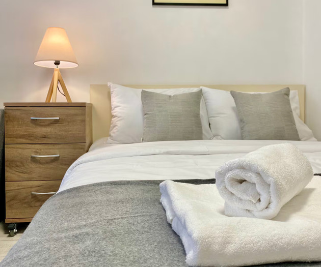Spacious & Cozy 2 BDR Apartment with Fast Wi-fi
