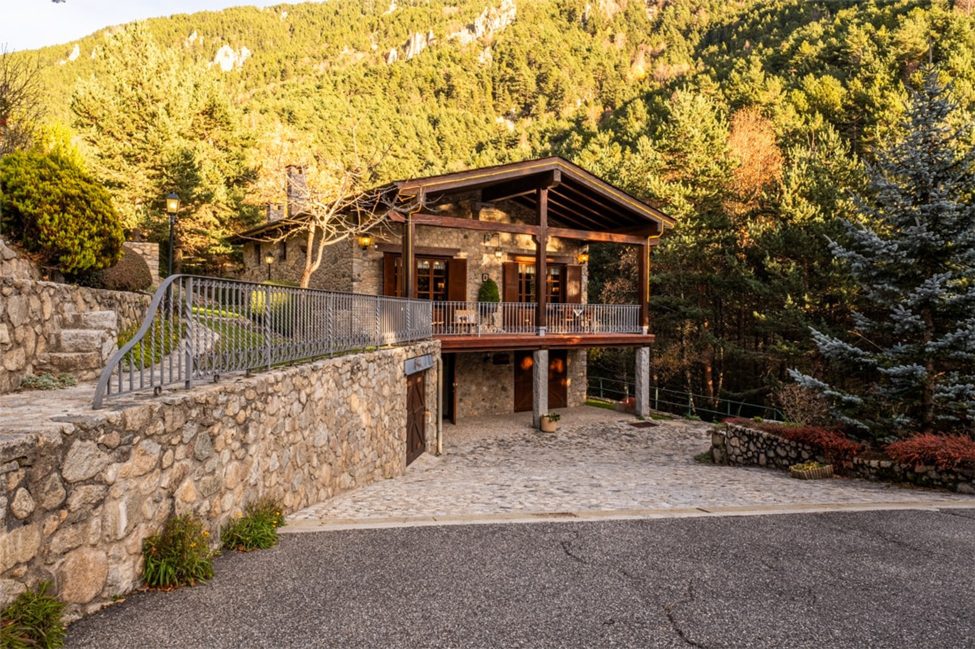Exterior 2 image 1