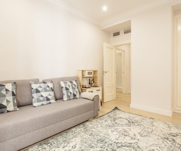 CENTRAL, DESIGN 2-BR + 1-Office APT IN TRINITARIS 
