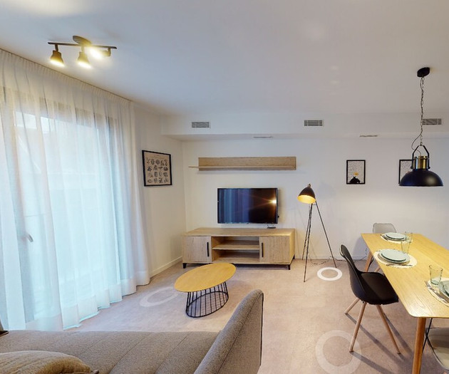 HUE04 - Charming 2-bedroom home in El Carmen